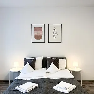 Apartament Comfy At Siebertgasse, Wiedeń